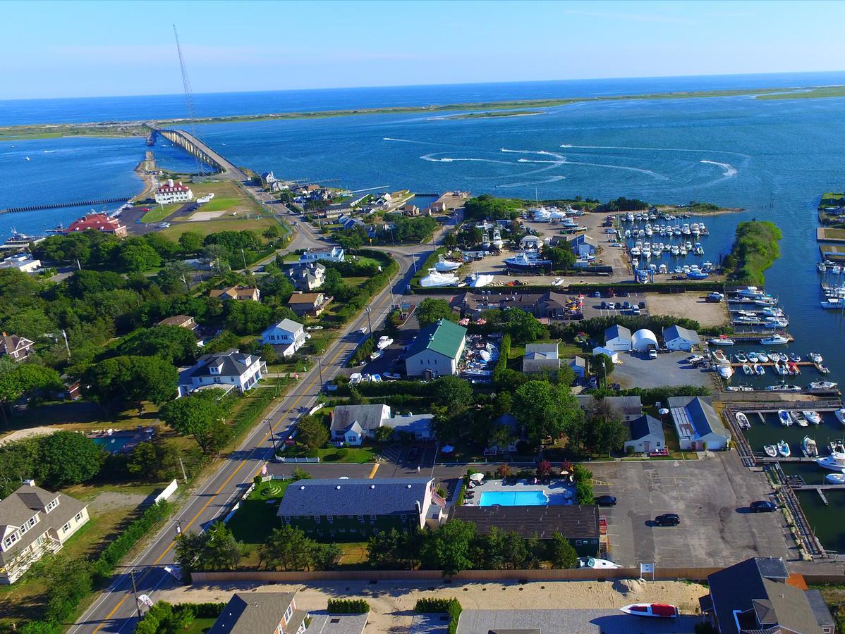 Bay Watch Hotel And Marina Хемптон-Бейс Экстерьер фото